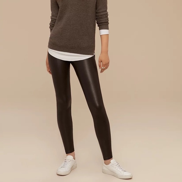 Aritzia - Wilfred Free - High-waisted Vegan Leather leggings / Daria pant - Picture 1 of 10